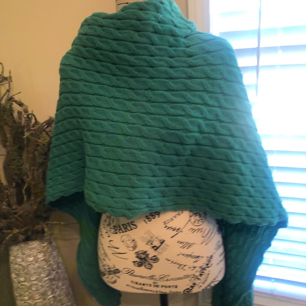 Sweater And Matching Extra Long Matching Scarf - image 7